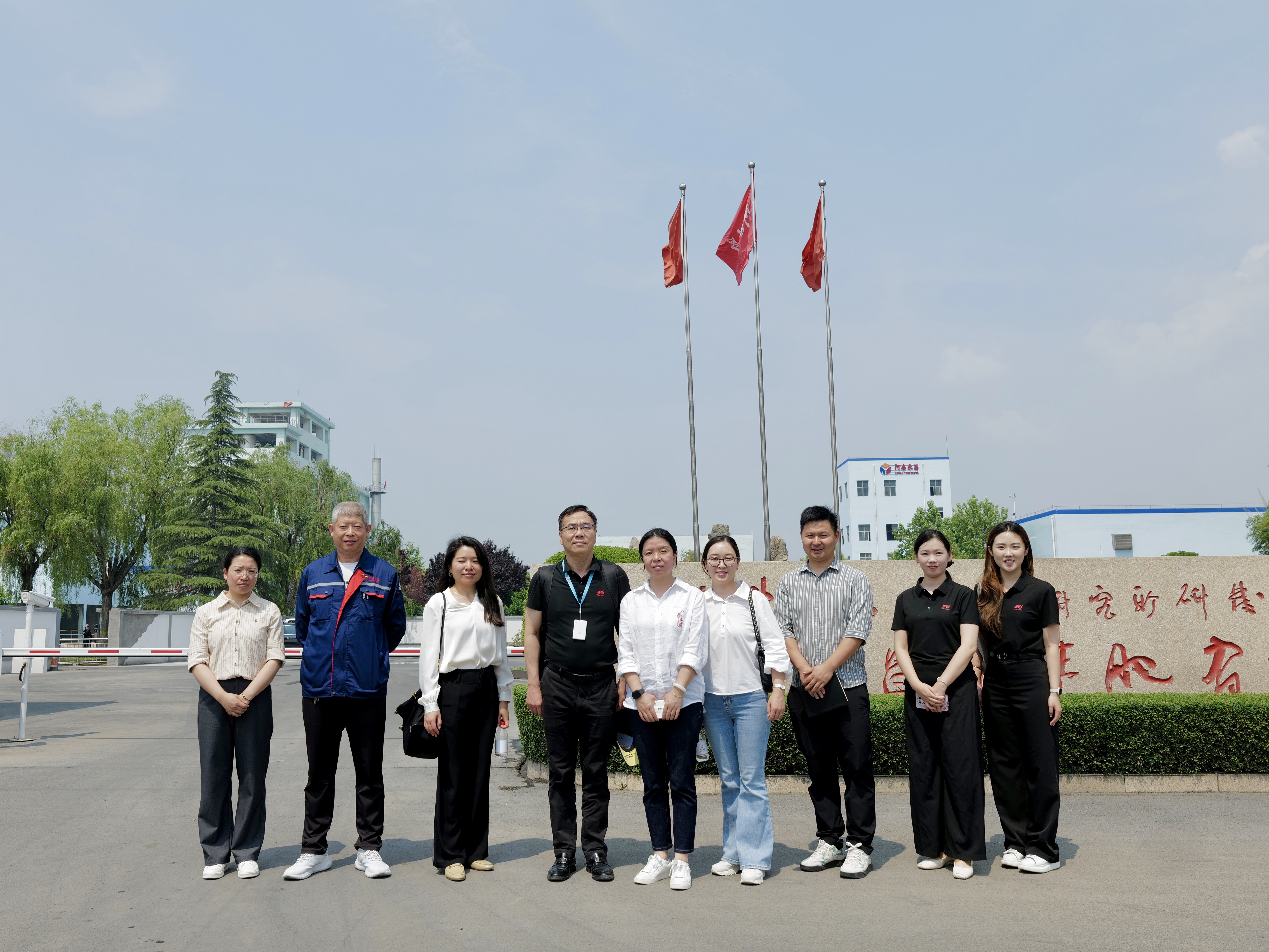 聚焦国际市场，共探合作机遇｜新加坡客户到访河南永昌参观交流